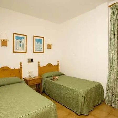 Globales Cala Vinas Only Adults 16 * Cala Vinas (Mallorca)
